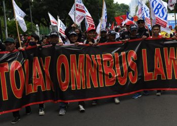 Dinilai Merugikan, RUU Cipta Kerja Ditolak