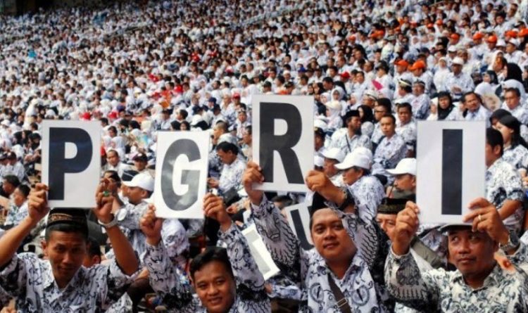 SY Fasha: Guru Bukan Hanya Pengajar, Tapi Juga Pendidik