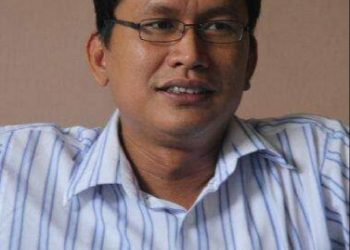 Noviardi Ferzi, Direktur Media Centre Fachrori Umar-Syafril Nursal