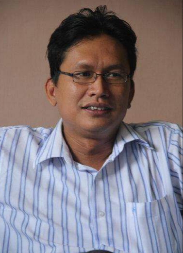 Noviardi Ferzi, Direktur Media Centre Fachrori Umar-Syafril Nursal