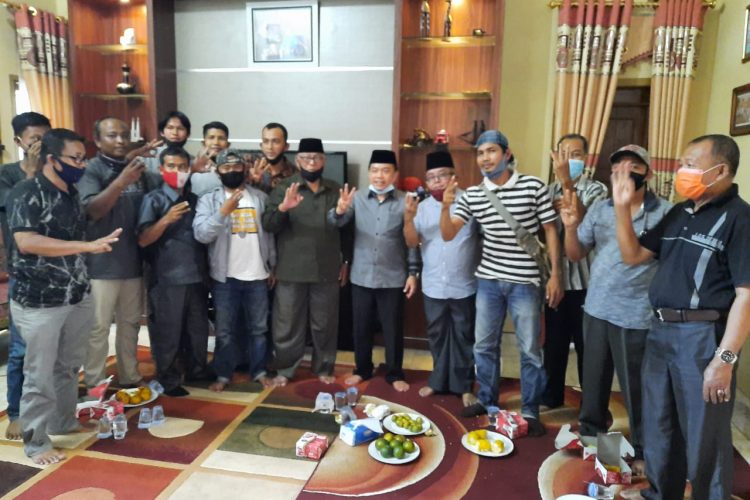 Masyarakat Koto Joyo Bungo Bertekad Menangkan Haris-Sani