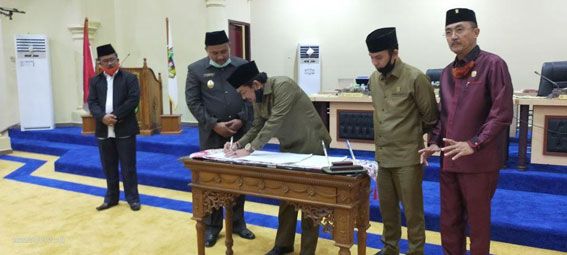 Ranperda APBD Perubahan Kabupaten Sarolangun Tahun 2020 Disetujui
