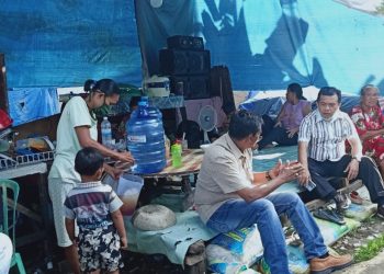 Turut Prihatin, Haris Kunjungi Pengungsi Sengketa Lahan