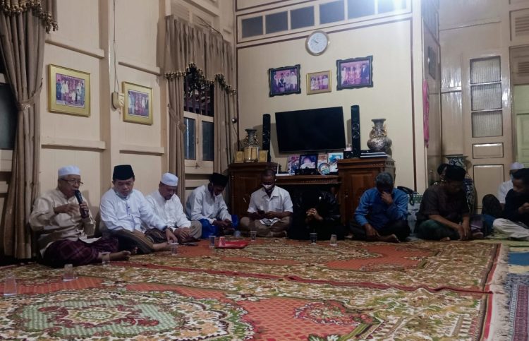 Disambut Silaturahmi di Rumah Kelahiran Abdurahman Sayoeti, Al Haris Terharu