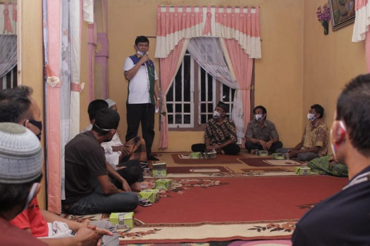 Masyarakat Sungai Gelam Tak Mau Ganti Gubernur, “Pokoknyo Gubernur Kami Fachrori-Syafril Tu Lah!”