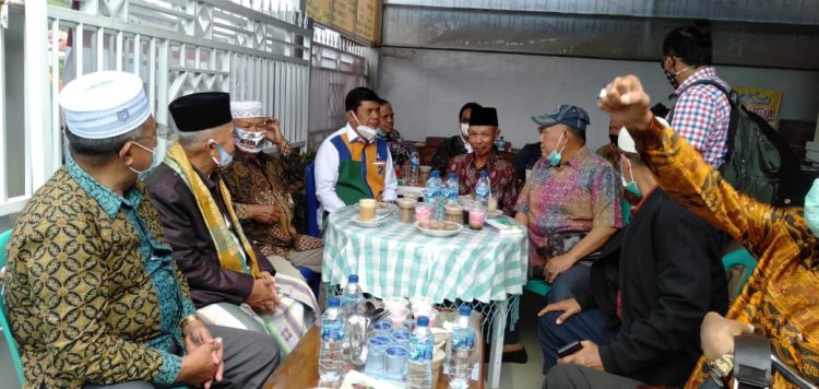 Syafril Nursal bersama Tokoh dan Masyarakat Kerinci, Sabtu (31/10).