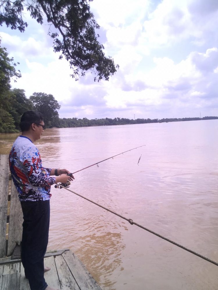 Memancing FOTO: IST