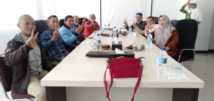 Parpol Kolalisi Kabupaten Kerinci dan Kota Sungaipenuh mengadakan pertemuan membahas ekspansi suara untuk FU-SN, Minggu (1/11).
