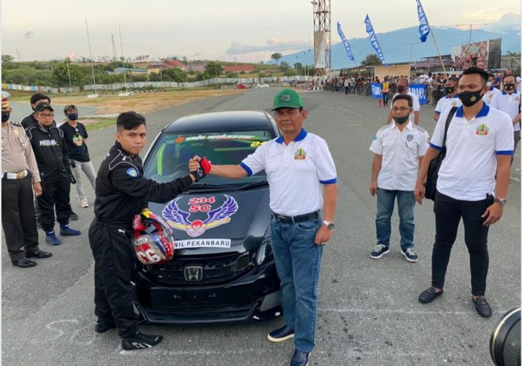 Gubernur Longki Djanggola Ungkap Peran Syafril Nursal Kembangkan Olahraga di Sulteng
