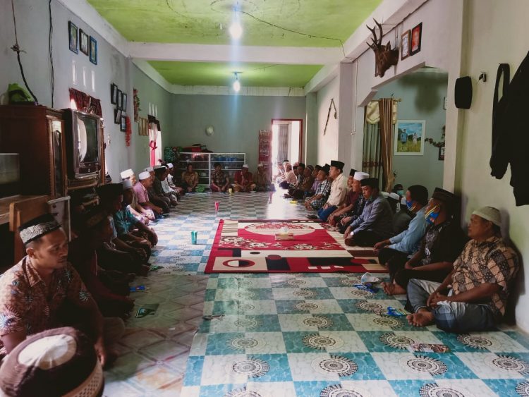 Hadiri Haul Warga di Betung Bedarah, KH Fauzi Mansyur Doakan Al Haris jadi Gubernur