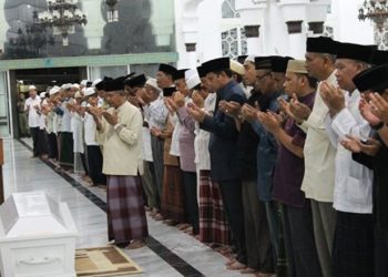 Imam Masjid Akan Digaji Rp 2,5 Juta/Bulan