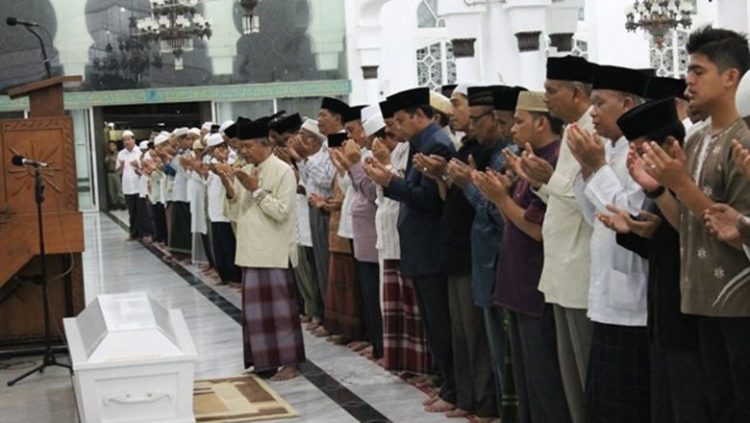 Imam Masjid Akan Digaji Rp 2,5 Juta/Bulan