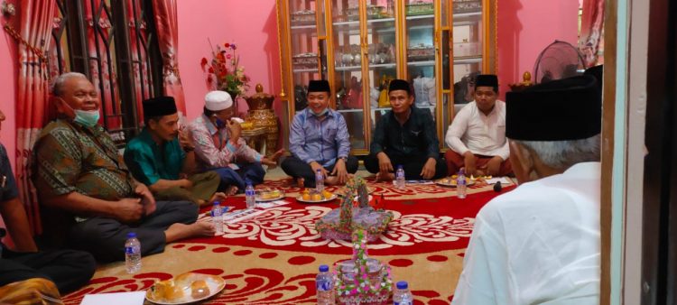 Al Haris Silaturahmi dengan Tokoh Masyarakat Sungai Abang