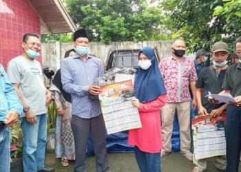 Pengusaha Dermawan H Samiun, Bantu Masyarakat Terimbas Covid di Kota Jambi