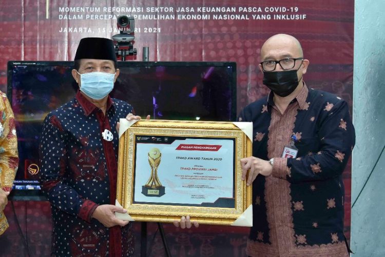 Fachrori Dianugerahi TPAKD Award 2020