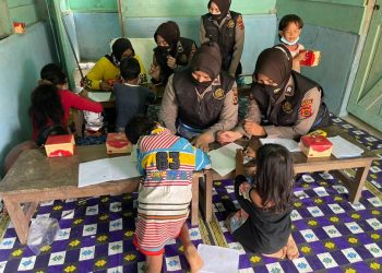 Mitigasi Pandemi, Srikandi Squad 01 Merangin Lakukan Patroli Humanis