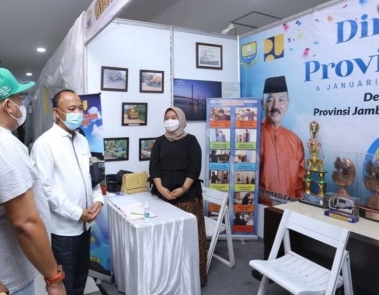 HUT Provinsi Jambi ke-64, Kadis PUPR M Fauzi Tinjau Stand Pameran