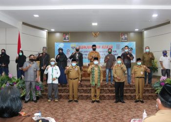 Salurkan Bantuan di Merangin, Fachrori Harap Sinergitas Pembangunan Ditingkatkan