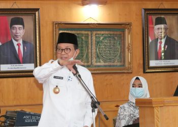Fachrori Minta Mashuri Terus Tingkatkan Kualitas Pendidikan Bungo