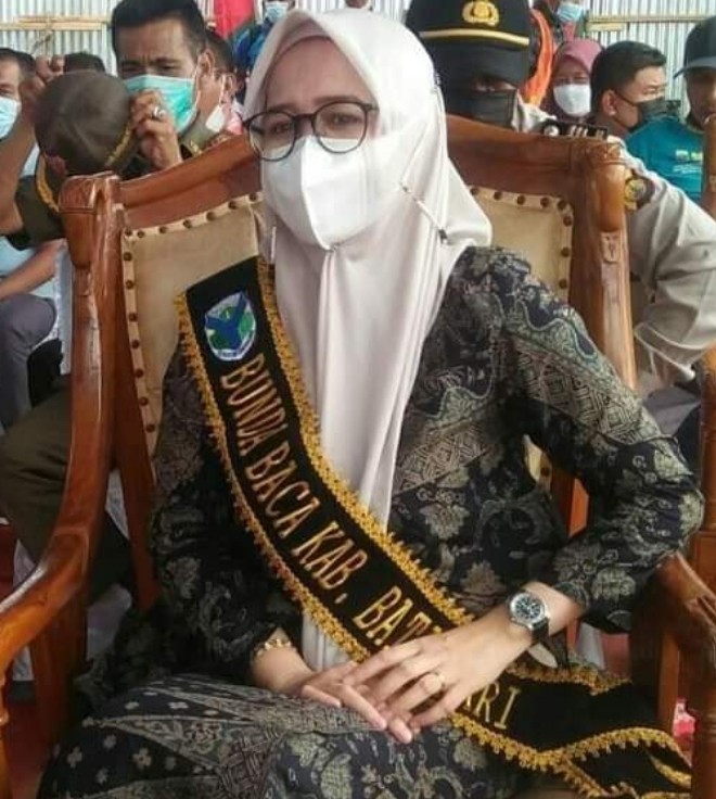 Zulva Fadhil Dilantik sebagai Bunda Baca Kabupaten Batanghari