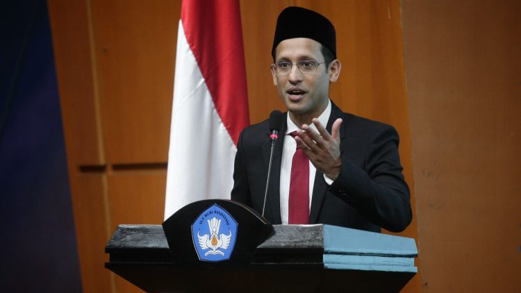 Nadiem: Punya Anggota Keluarga Komorbid, Anak Dilarang ke Sekolah