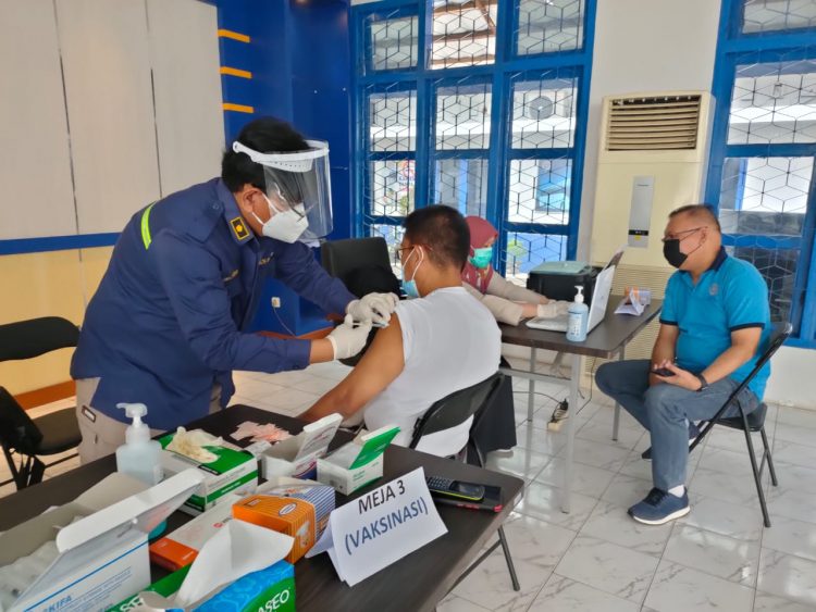 130 Pegawai Dishub Provinsi Suntik Vaksin Tahap I