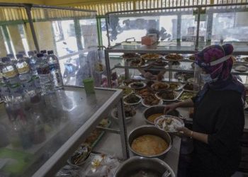 Pandemi, Warteg Dapat Bantuan Rp125 Juta dan Masuk e-Commerce