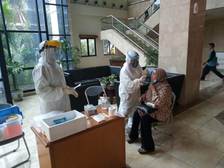Jelang Paripurna, HUT Kota Jambi, Sekda dan OPD Ikuti Rapid Test