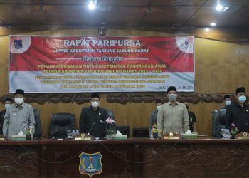 DPRD Tanjabbar Gelar  Paripurna Nota Pengantar Ranperda Pertanggungjawaban Bupati 