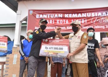 Fasha Salurkan Rp677 Juta Donasi Kota Jambi Peduli untuk Mendahara Tengah
