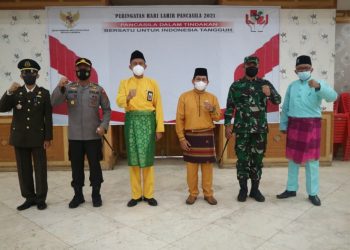 Sekda Tanjabbar Ikuti Upacara Peringatan Hari Lahir Pancasila Virtual