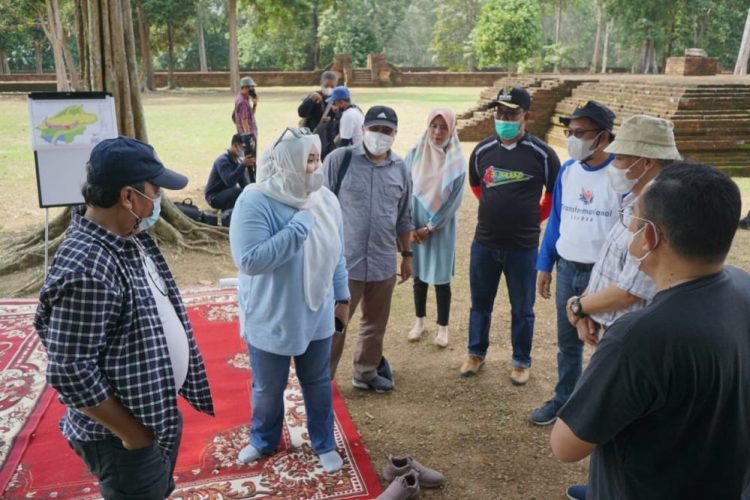 Bupati Muaro Jambi Hadiri Diskusi Pengelolaan dan Pengembangan Candi Muaro Jambi