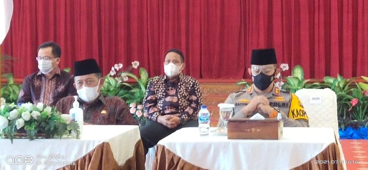 Wagub Abdullah Sani Ikuti Pray From Home secara Virtual