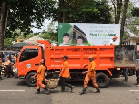 KFA Tinjau Lokasi Tumpukan Sampah di Buluran