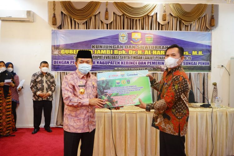 Evaluasi Penanganan Covid-19 Kerinci-Sungai Penuh, Al Haris Salurkan Bantuan Pemprov