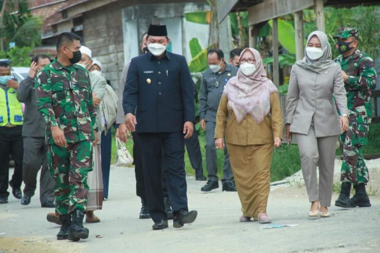 Anggota DPRD Tanjabbar Tinjau Pelaksanaan Vaksin Tebing Tinggi