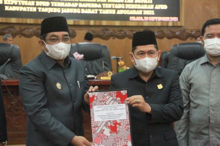 DPRD Tanjabbar Gelar Paripurna Perubahan APBD TA 2021