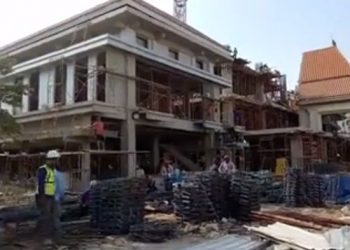 Kontrol Pembangunan Gedung Dewan, Kontraktor Diminta Kebut Pekerjaan