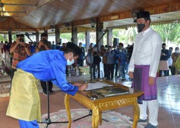 Bupati MFA Lantik Sekda Definitif Batanghari