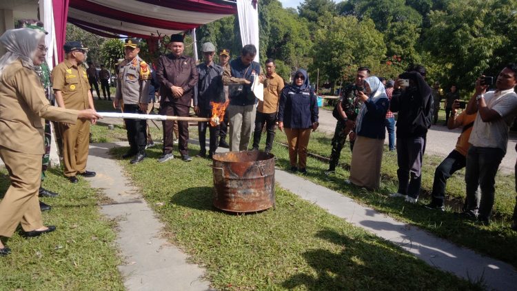 KPU Kota Jambi Musnahkan 791 Kertas Suara untuk Pilwako dan Pilgub Jambi