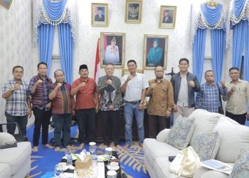 Bupati Tanjabbar Terima Kunjungan Calon Investor Jepang Bahas Potensi Perikanan Udang Mantis