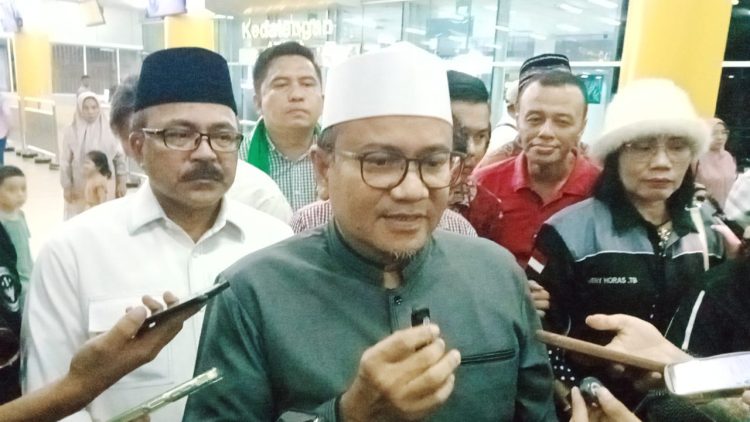 Calon Wali Kota Jambi, Maulana Sampaikan Harapan dan Doa untuk Kota Jambi setelah Pulang Umroh