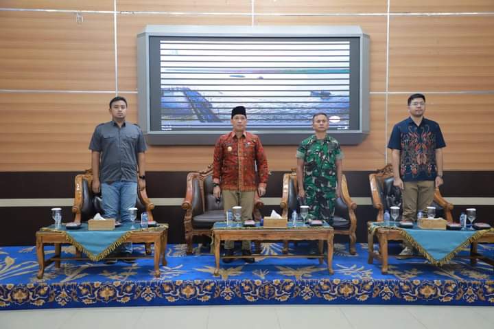 Sinergitas Menjelang Pilkada 2024: Pjs Bupati Tanjung Jabung Barat Gelar Rapat Koordinasi Forkopimda