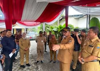 Sekda Provinsi Jambi Bersama Pj Wali Kota Jambi Tinjau Kesiapan Pelaksanaan TPS di Kota Jambi 