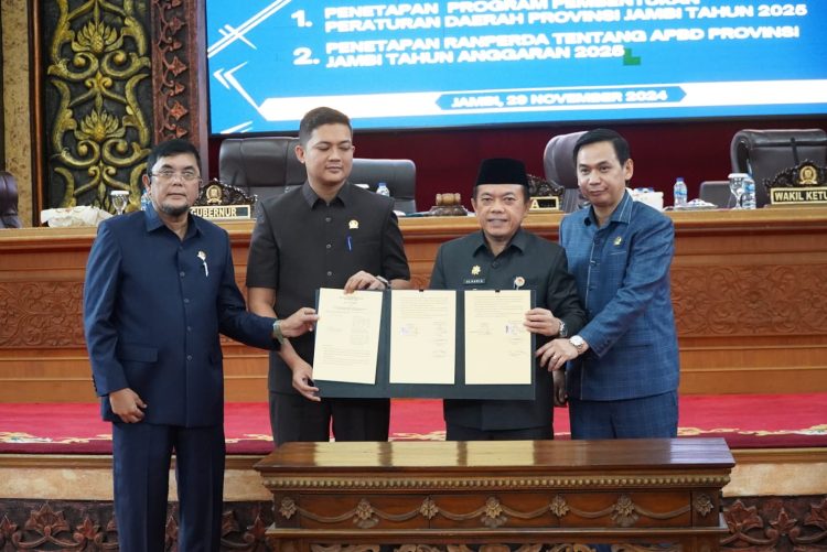 Al Haris Apresiasi Kinerja DPRD Provinsi Jambi dalam Pembahasan APBD 2025, Ajak Tingkatkan Kemitraan untuk Pembangunan