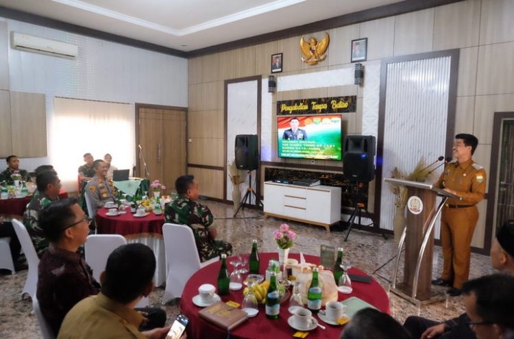 Pj Bupati Muaro Jambi Apresiasi TNI dalam Percepatan Pembangunan Melalui TMMD ke-121