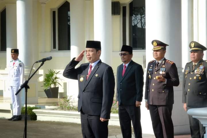 Pemkab Tanjabbar Gelar Upacara Peringatan Hari Pahlawan