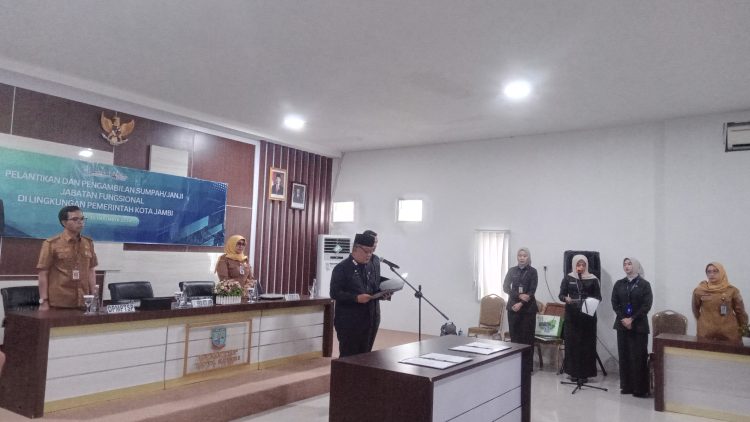Pemkot Jambi Lantik Pejabat Fungsional, Sekda Tegaskan Pentingnya Profesionalisme