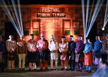 Ketua DPRD Kabupaten Muaro Jambi Hadiri Festival Tabun Tawar