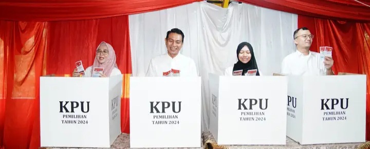 Fadhil Arief Gunakan Hak Pilih Pada Pilkada Serentak 2024